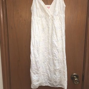 White mini dress with embroidery